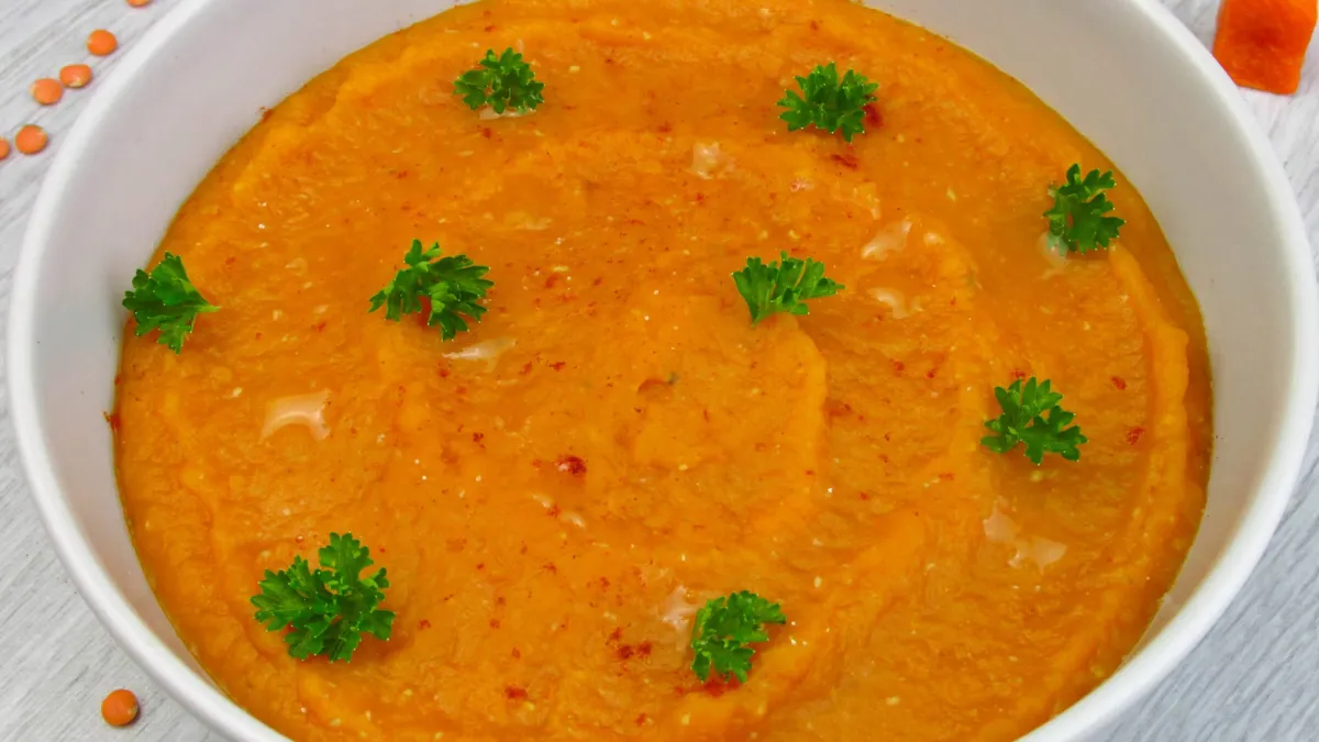 15 Mediterranean Diet Soups for Winter